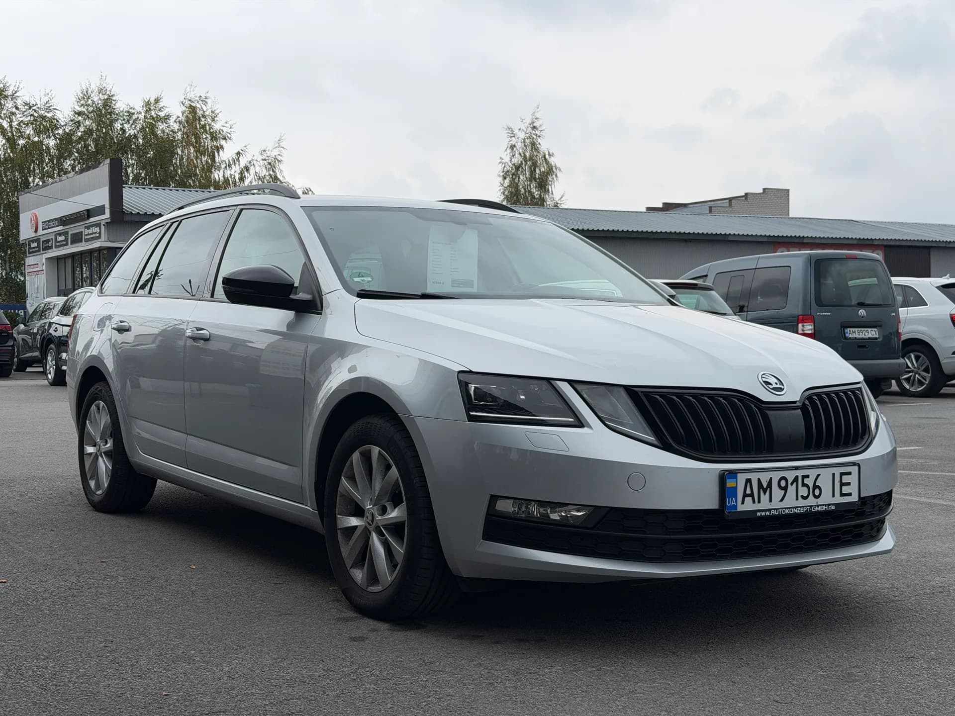 Skoda Octavia — фото 2