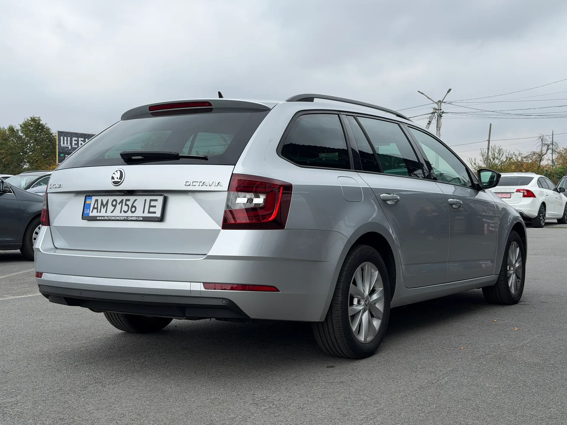 Skoda Octavia — фото 3