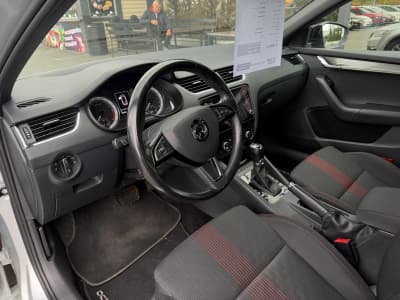 Skoda Octavia — фото 5