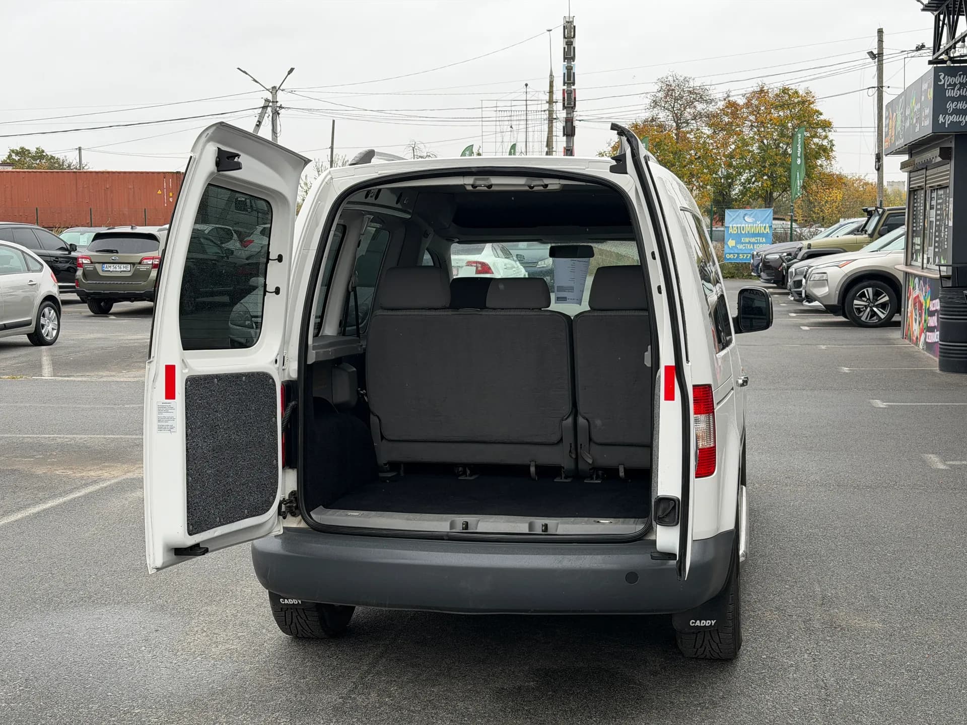 Volkswagen Caddy — фото 8