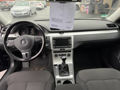 Volkswagen Passat — фото 6