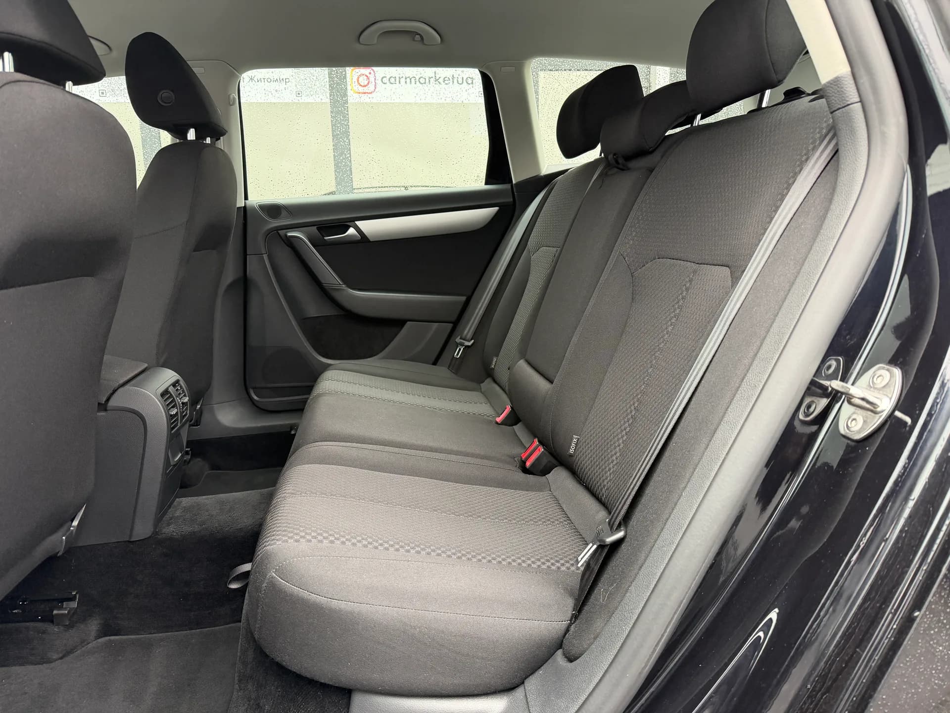 Volkswagen Passat — фото 7