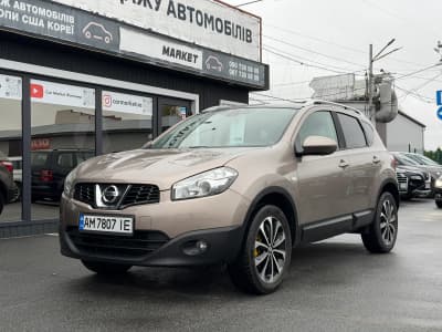 Nissan Qashqai — фото 1