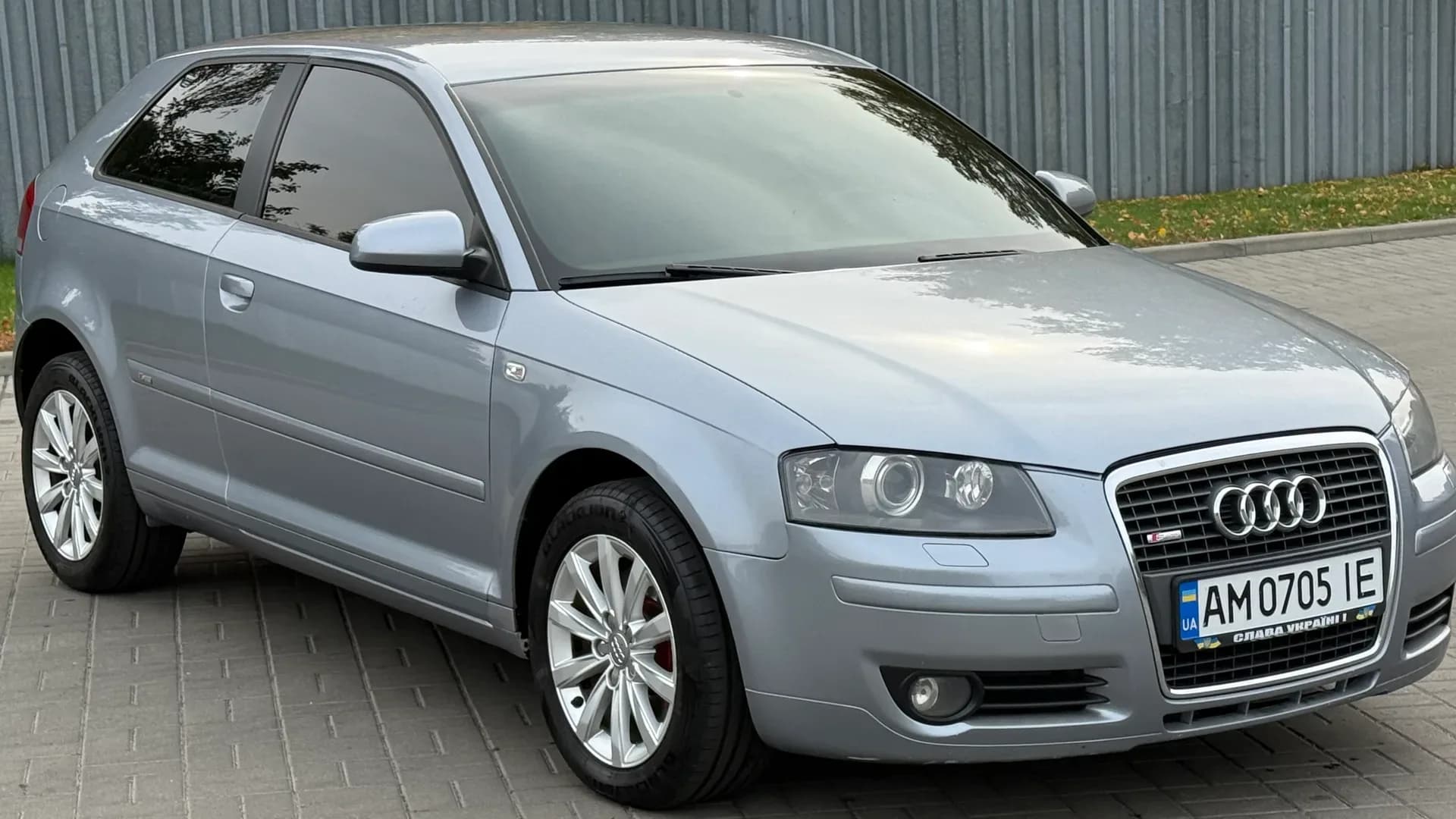 Audi A3 — фото 1