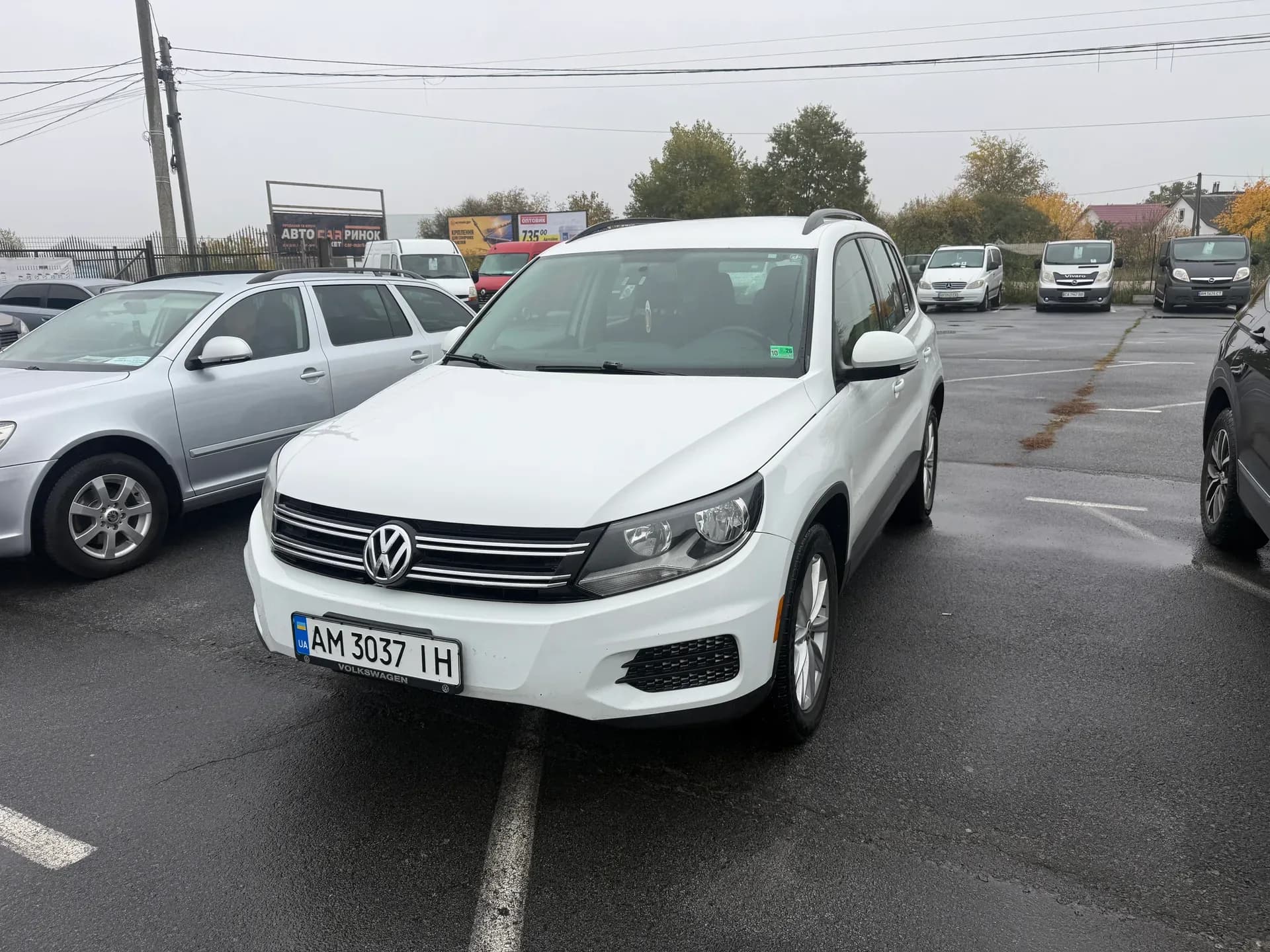 Volkswagen Tiguan — фото 1