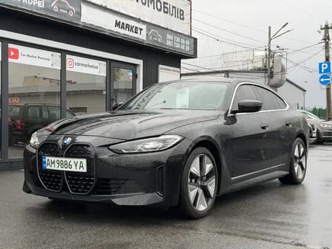BMW i4