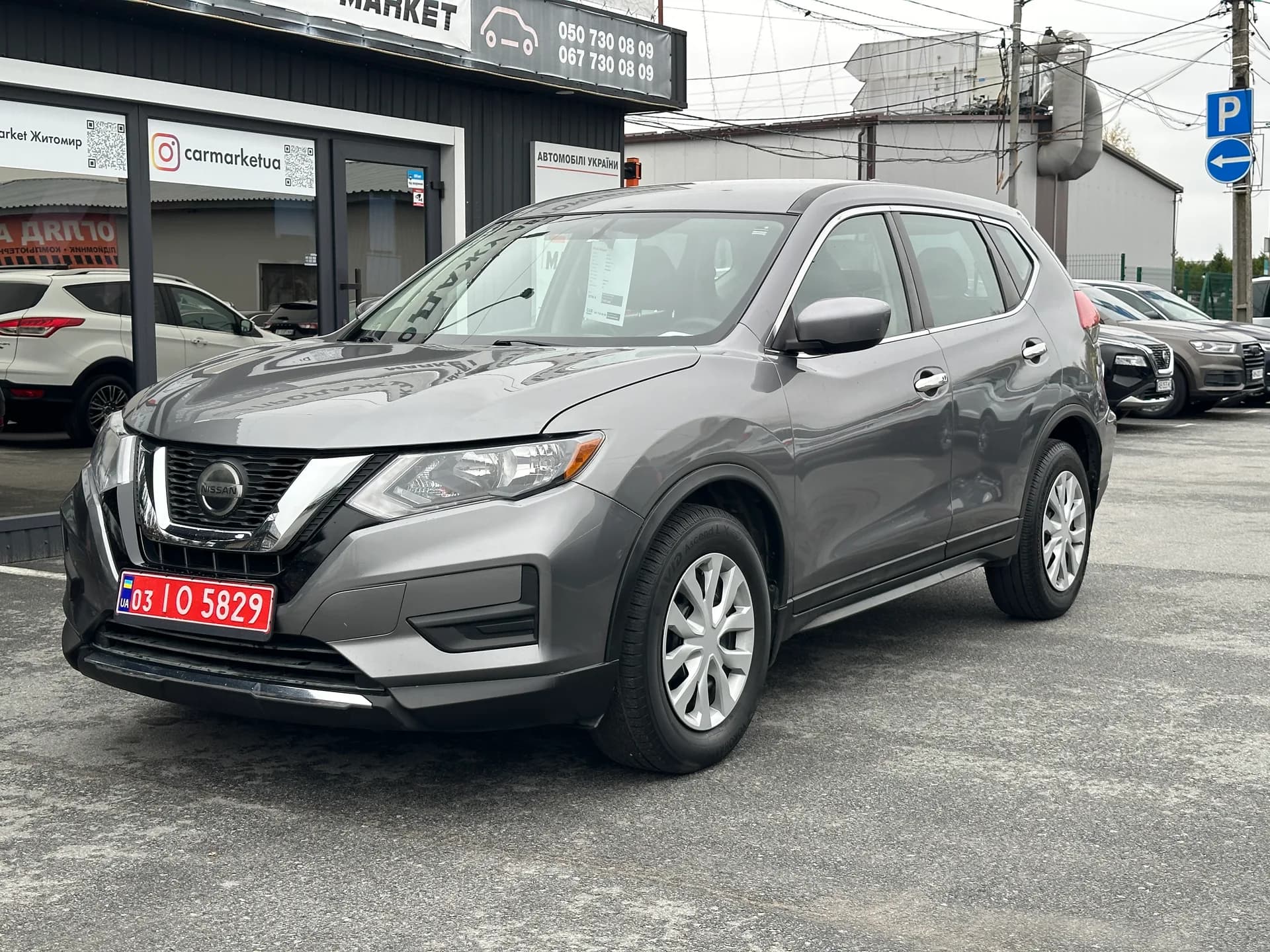 Nissan Rogue — фото 1