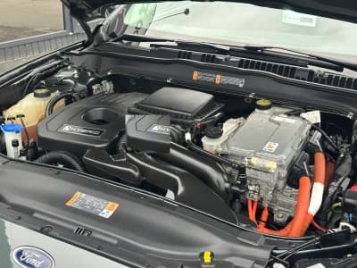 Ford Fusion — фото 10