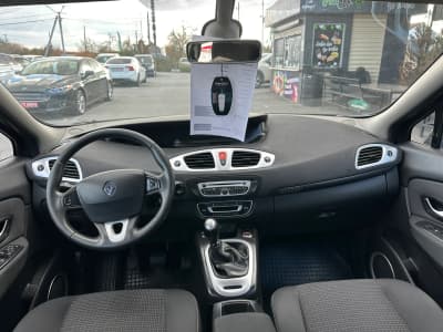 Renault Scenic — фото 6