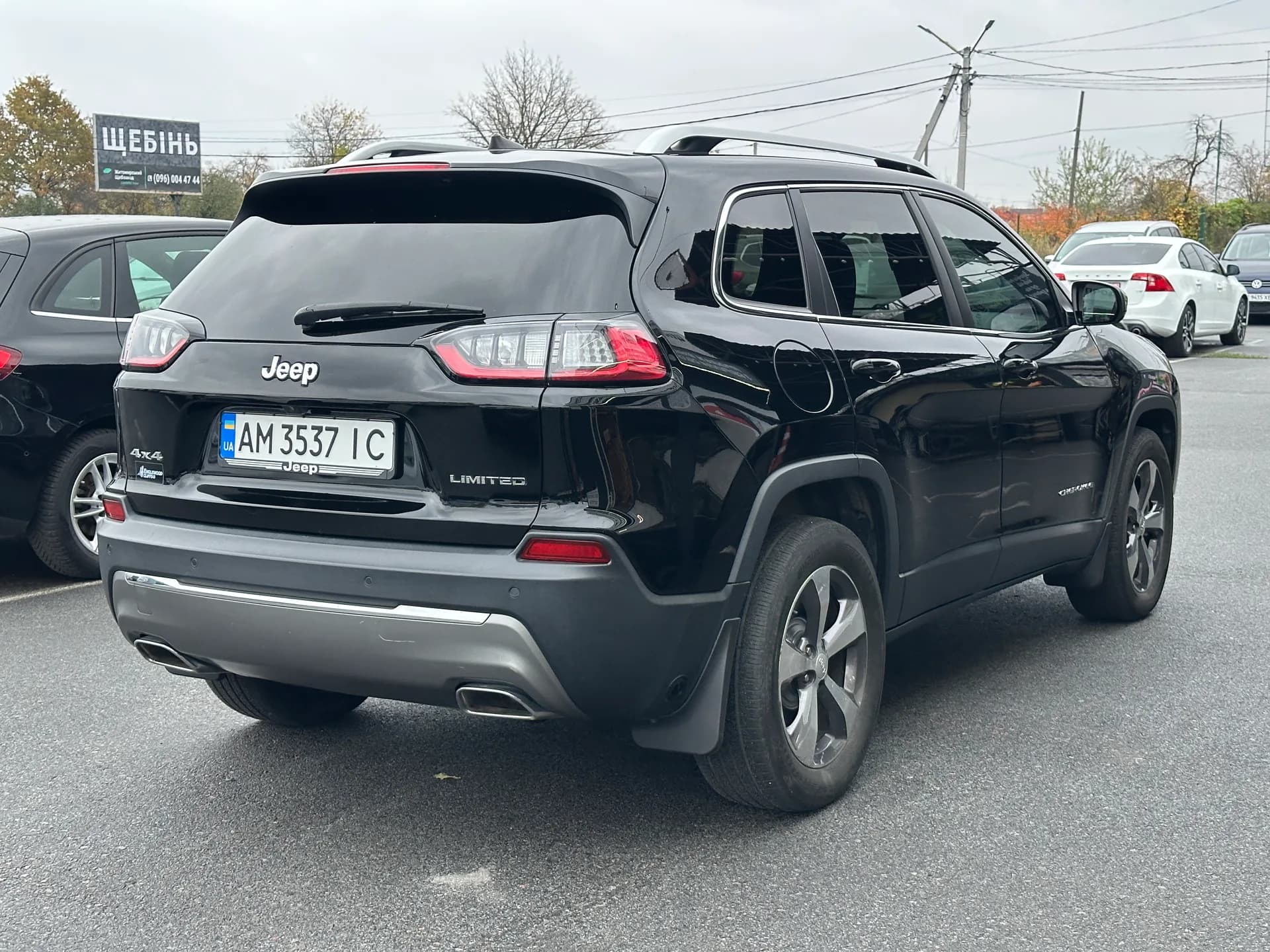 Jeep Cherokee — фото 3