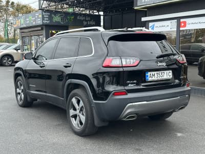 Jeep Cherokee — фото 4