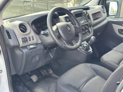 Renault Trafic — фото 5