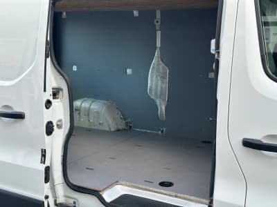 Renault Trafic — фото 10