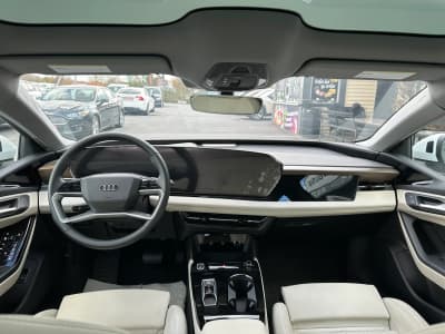 Audi A6 e-tron — фото 12