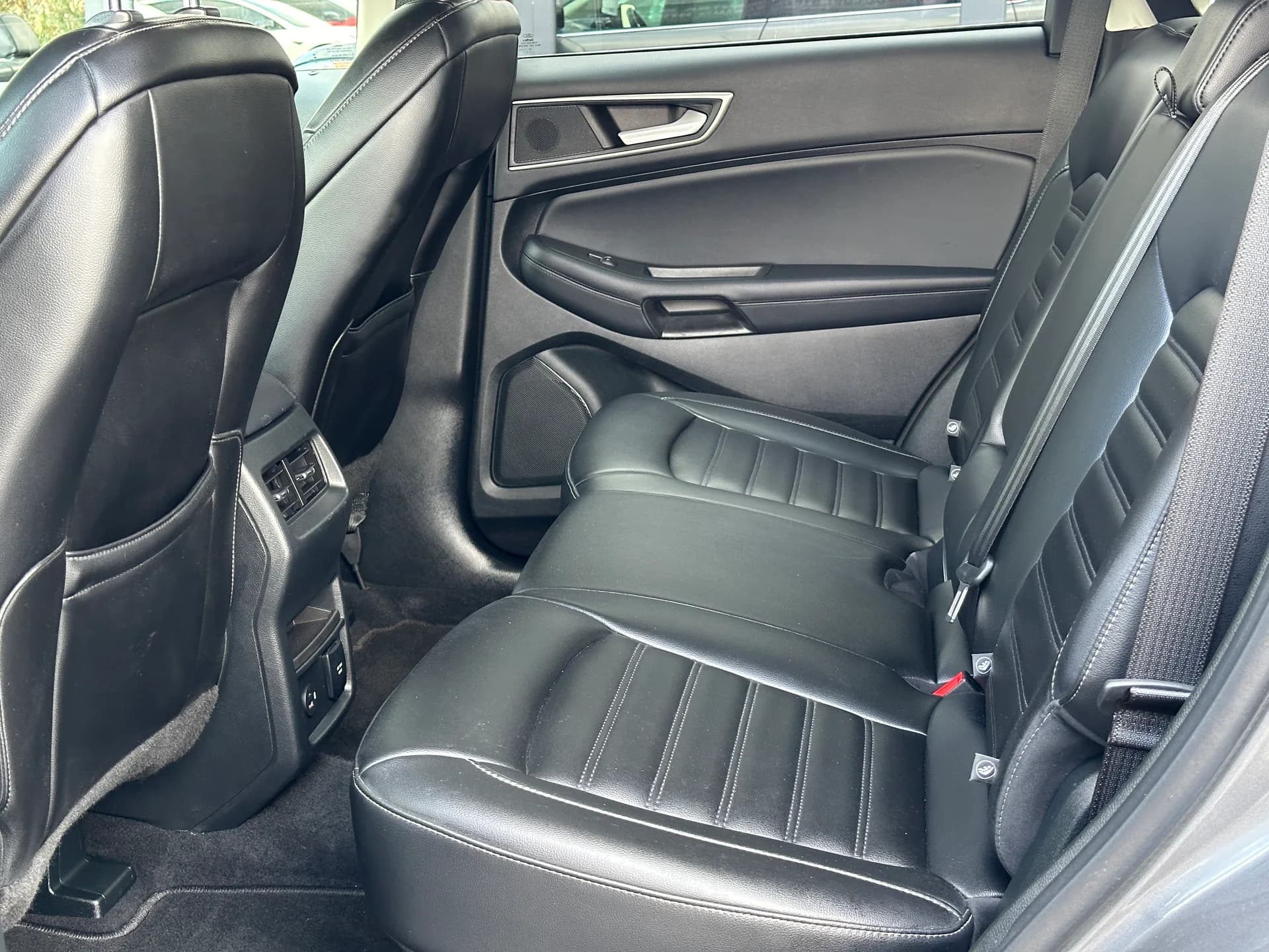 Ford Edge — фото 8