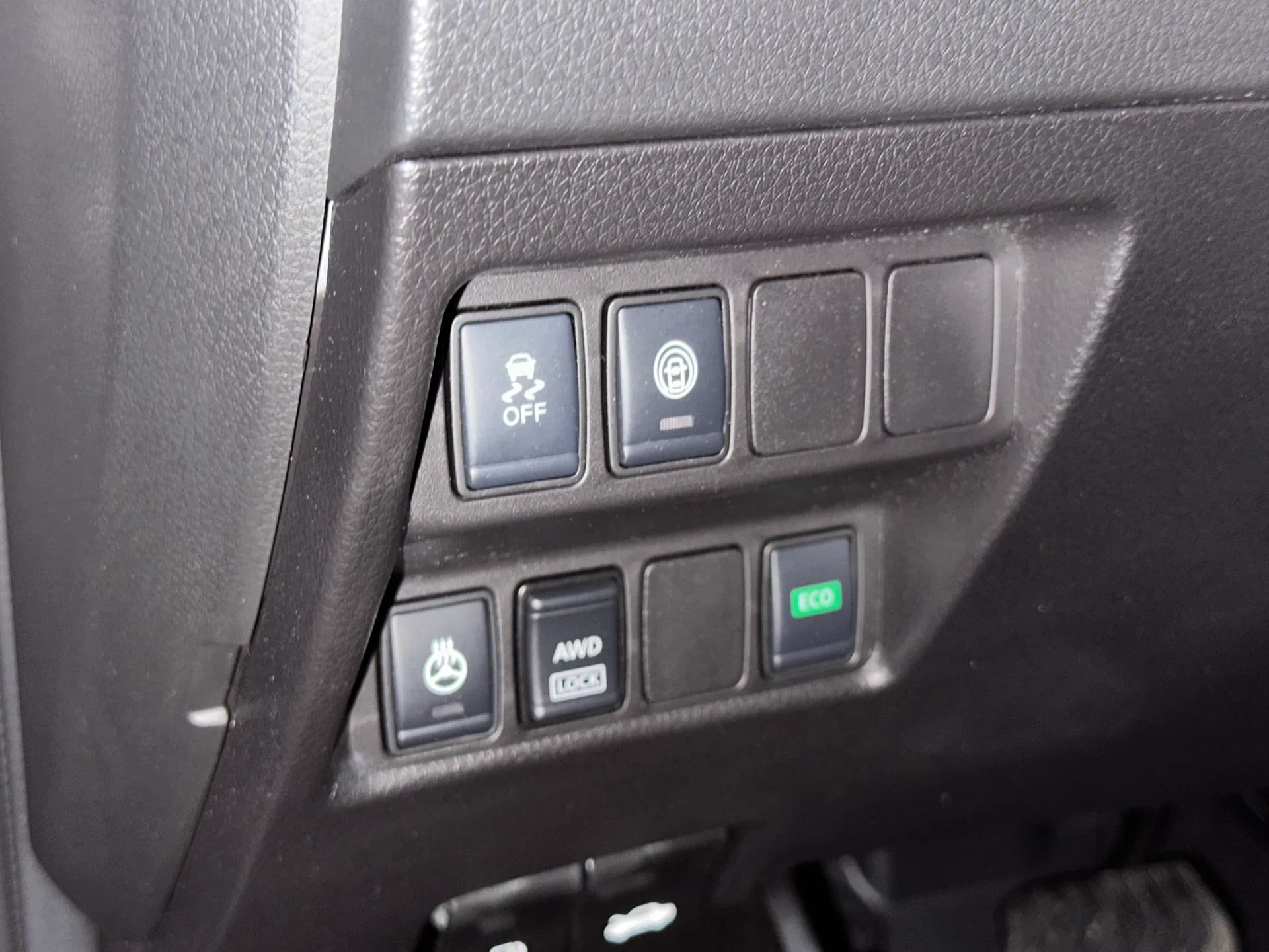 Nissan Rogue Sport — фото 14