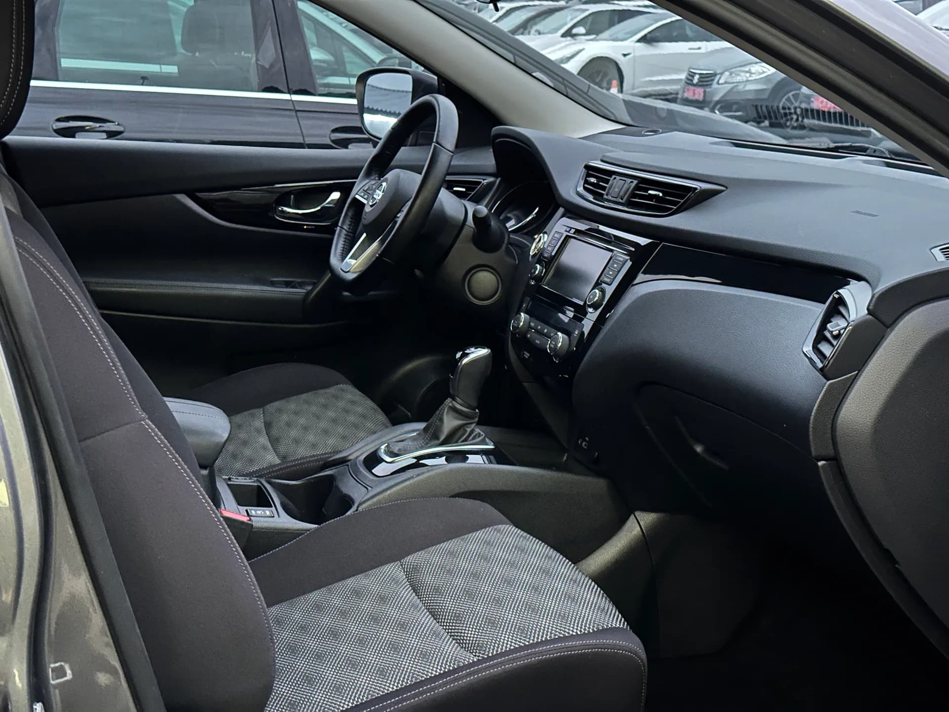Nissan Rogue Sport — фото 9