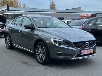 Volvo S60 Cross Country — фото 2