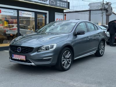 Volvo S60 Cross Country — фото 1
