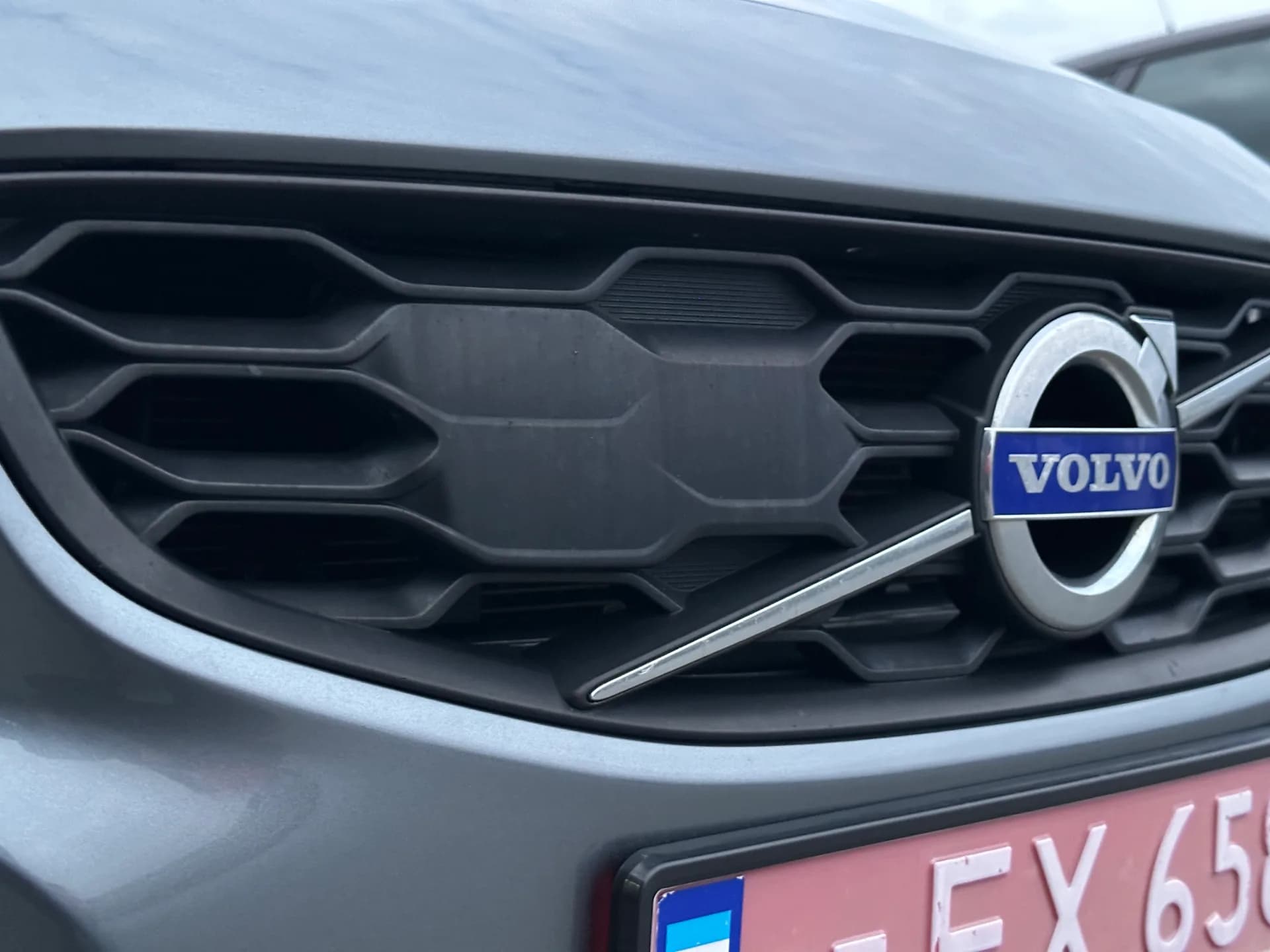 Volvo S60 Cross Country — фото 20