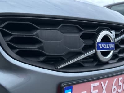 Volvo S60 Cross Country — фото 20