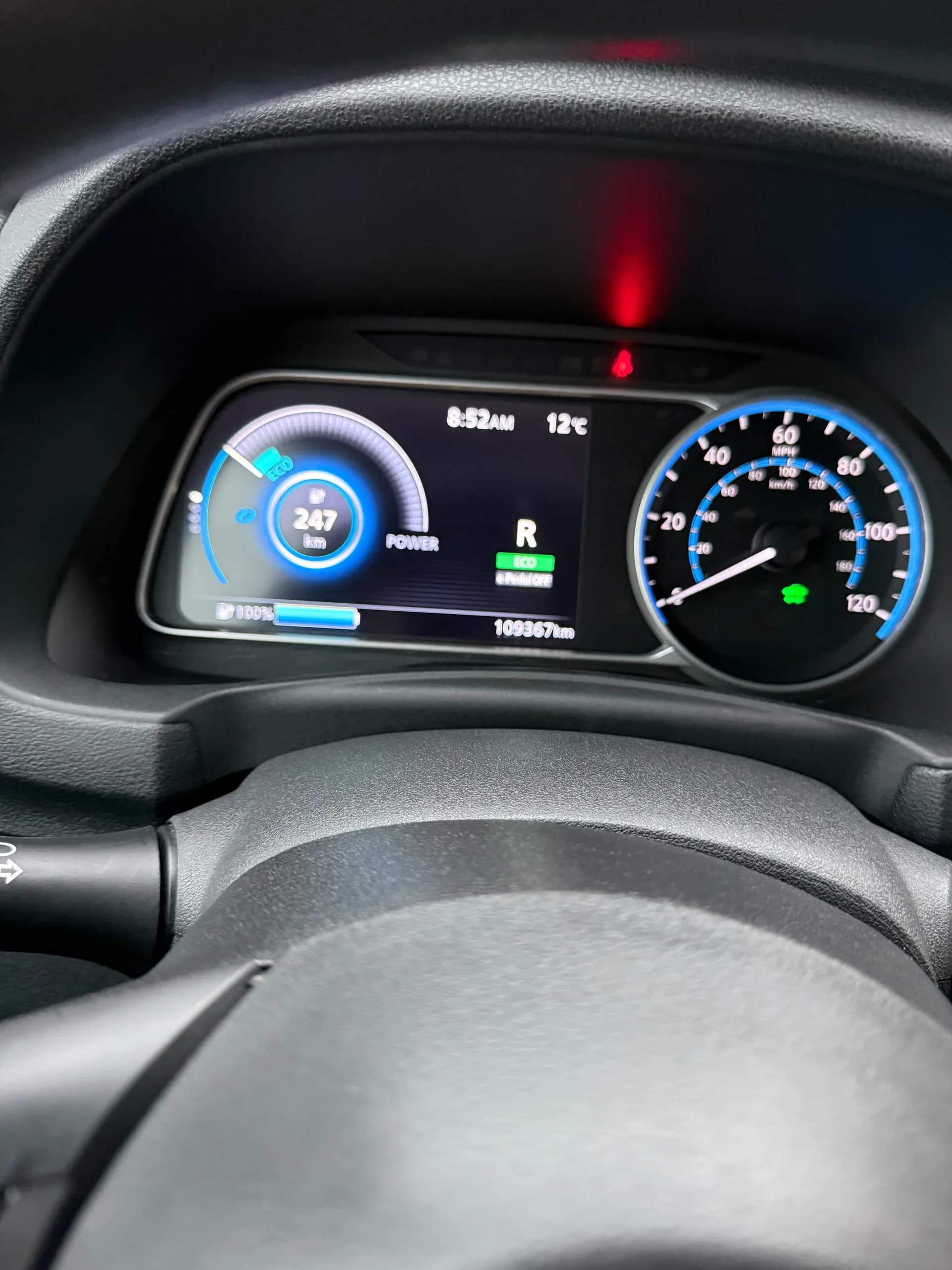 Nissan Leaf — фото 6