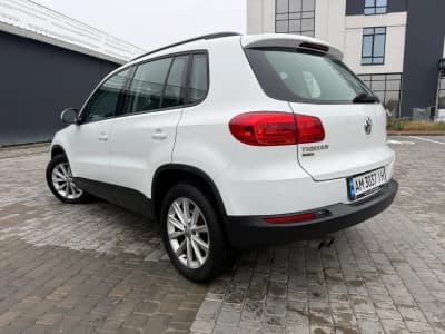 Volkswagen Tiguan — фото 4
