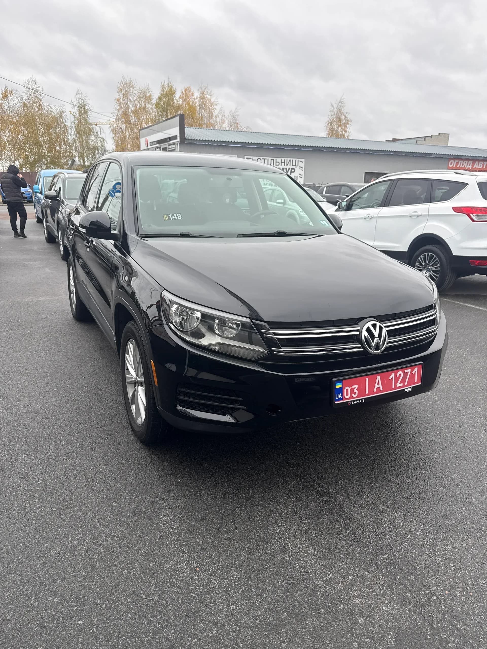 Volkswagen Tiguan — фото 1