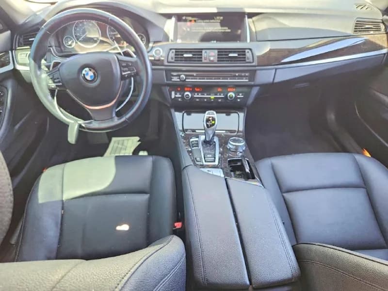 BMW 5 Series — фото 9