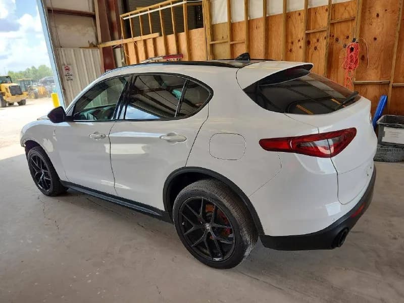 Alfa Romeo Stelvio — фото 2