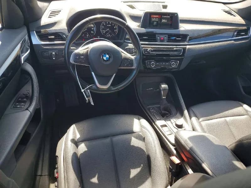 BMW X1 — фото 9