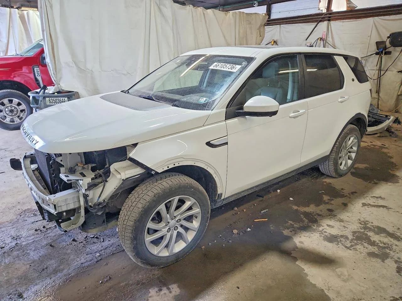 Land Rover Discovery Sport — фото 1