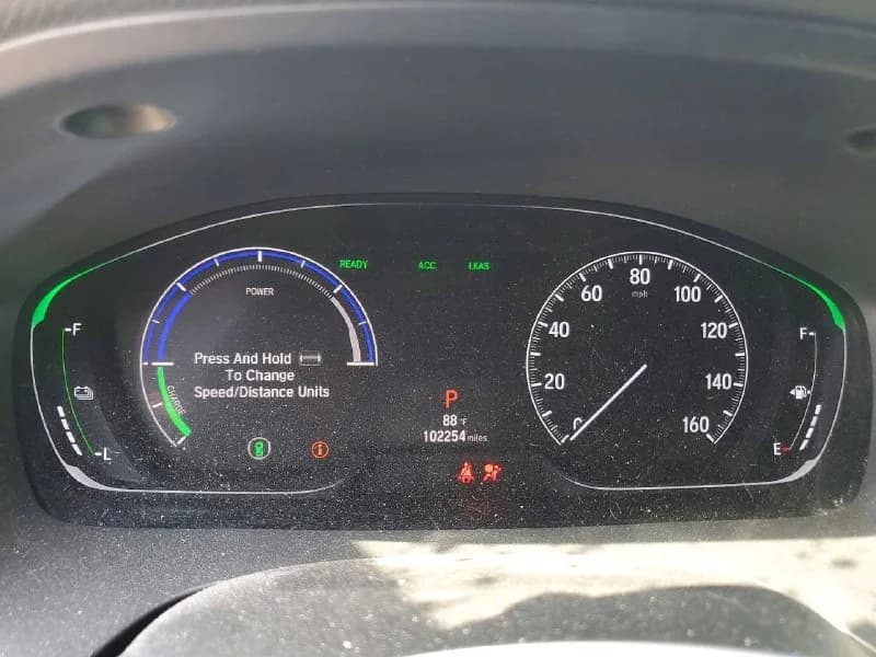 Honda Insight — фото 10