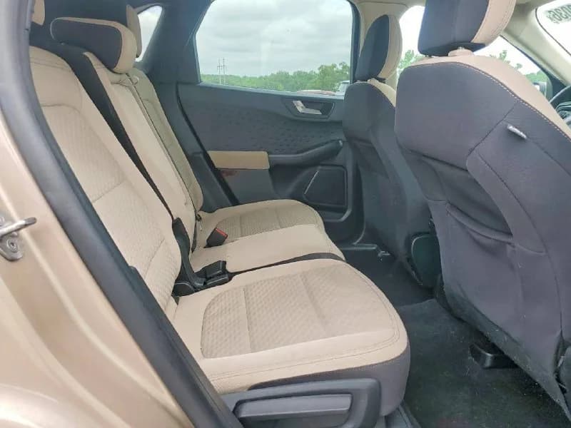 Ford Escape — фото 9