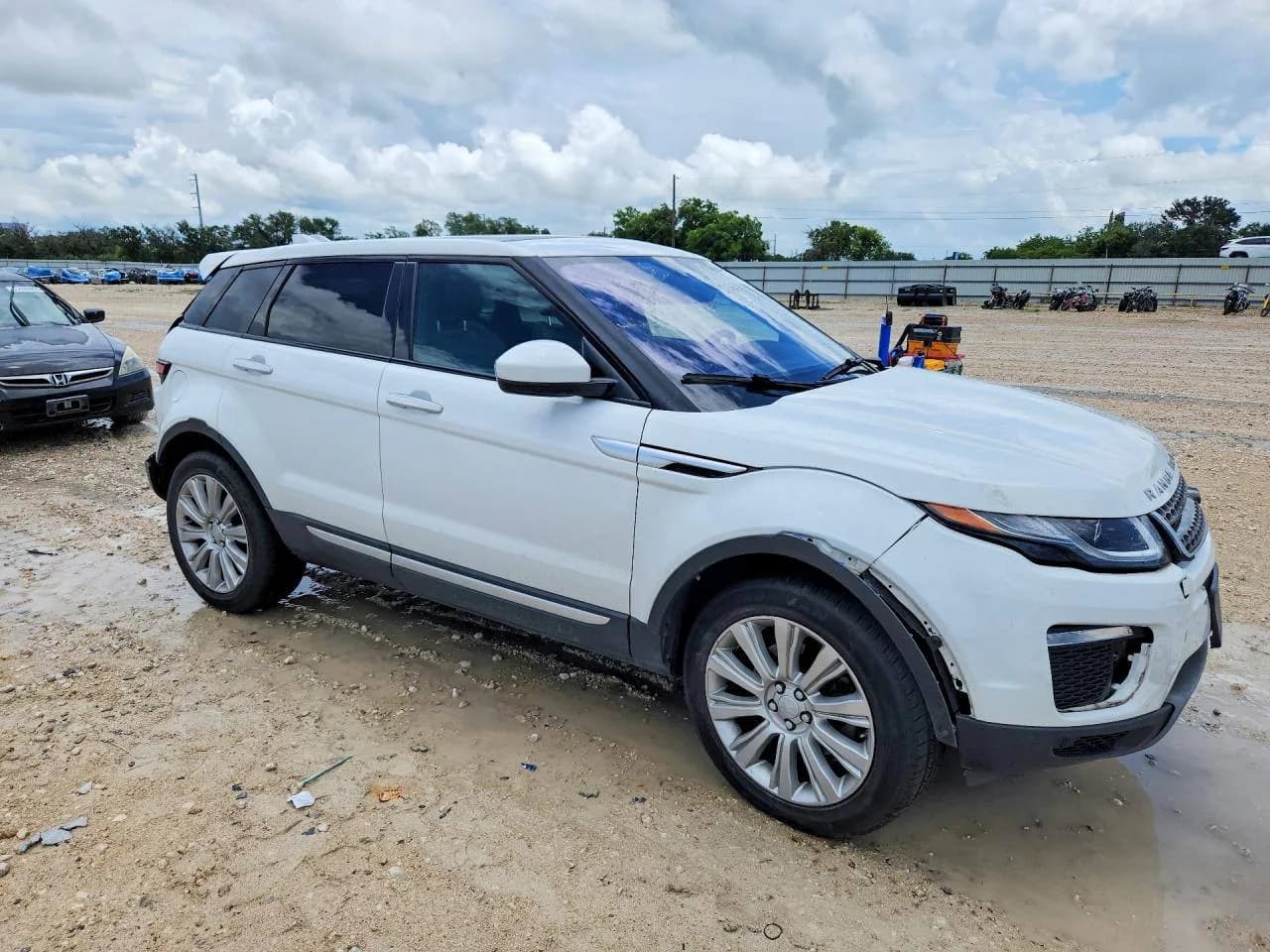 Land Rover Range Rover Evoque — фото 3