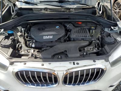 BMW X1 — фото 10