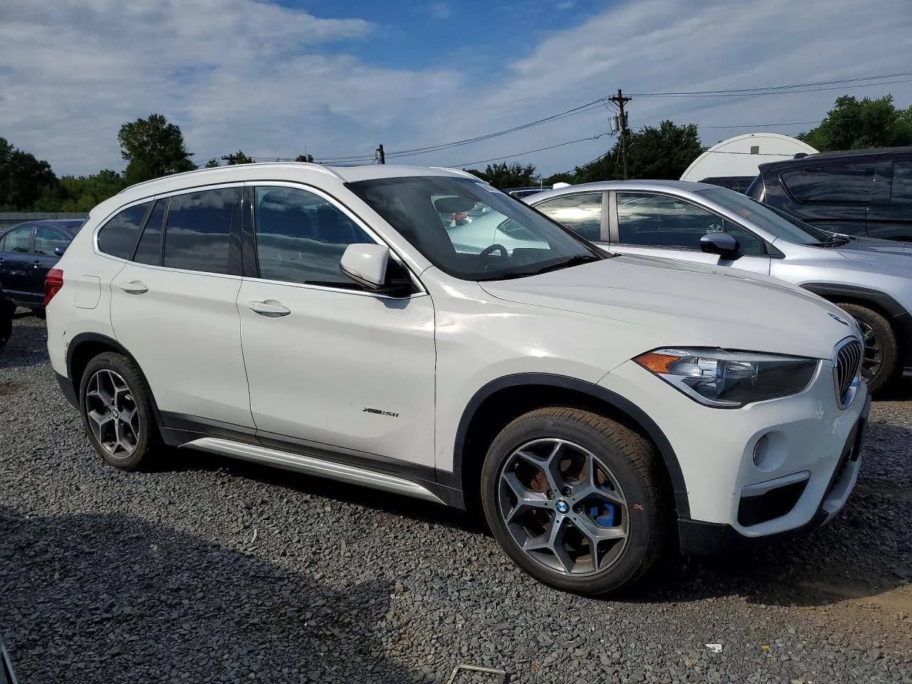 BMW X1 — фото 4