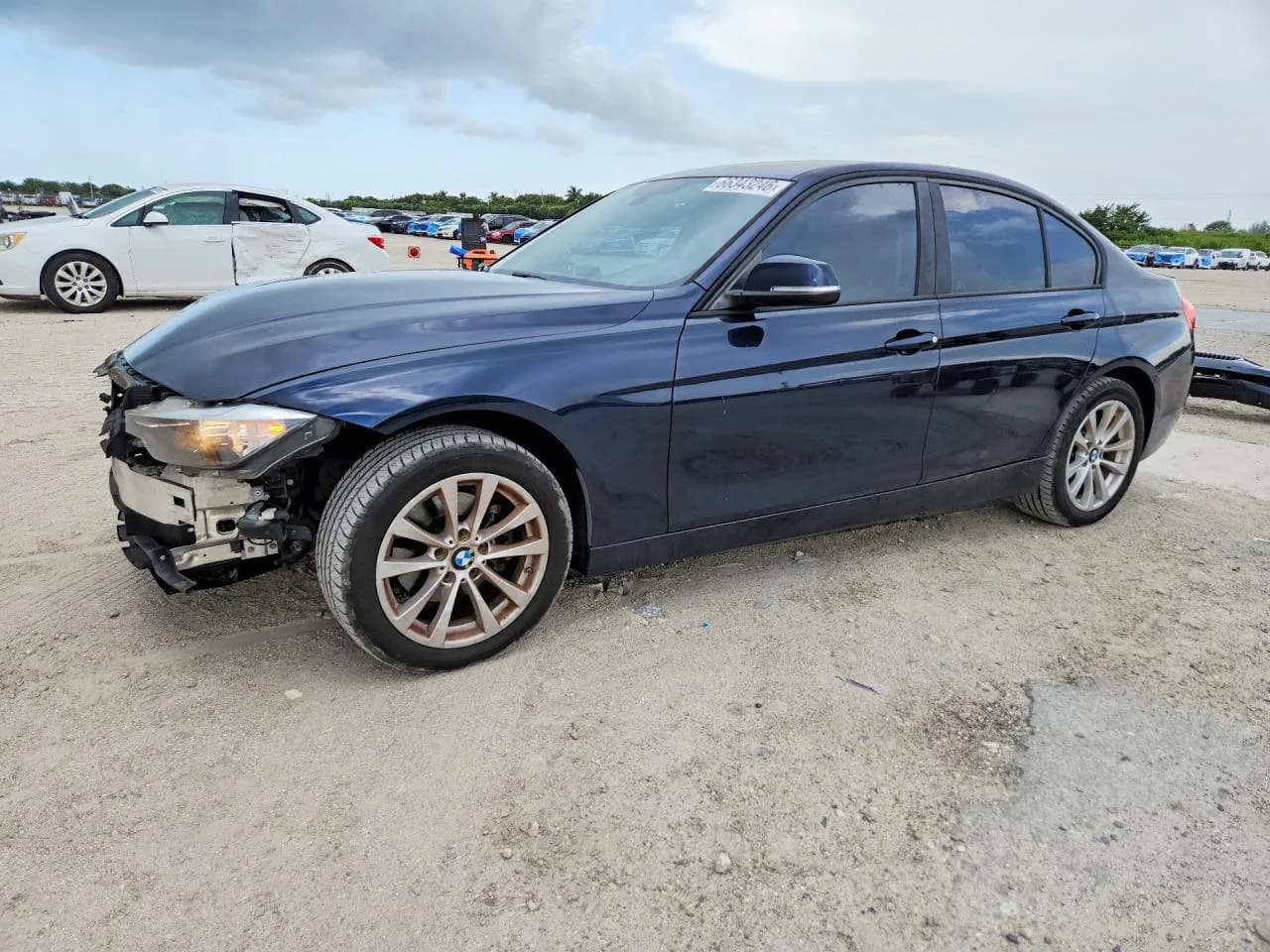 BMW 3 Series — фото 1