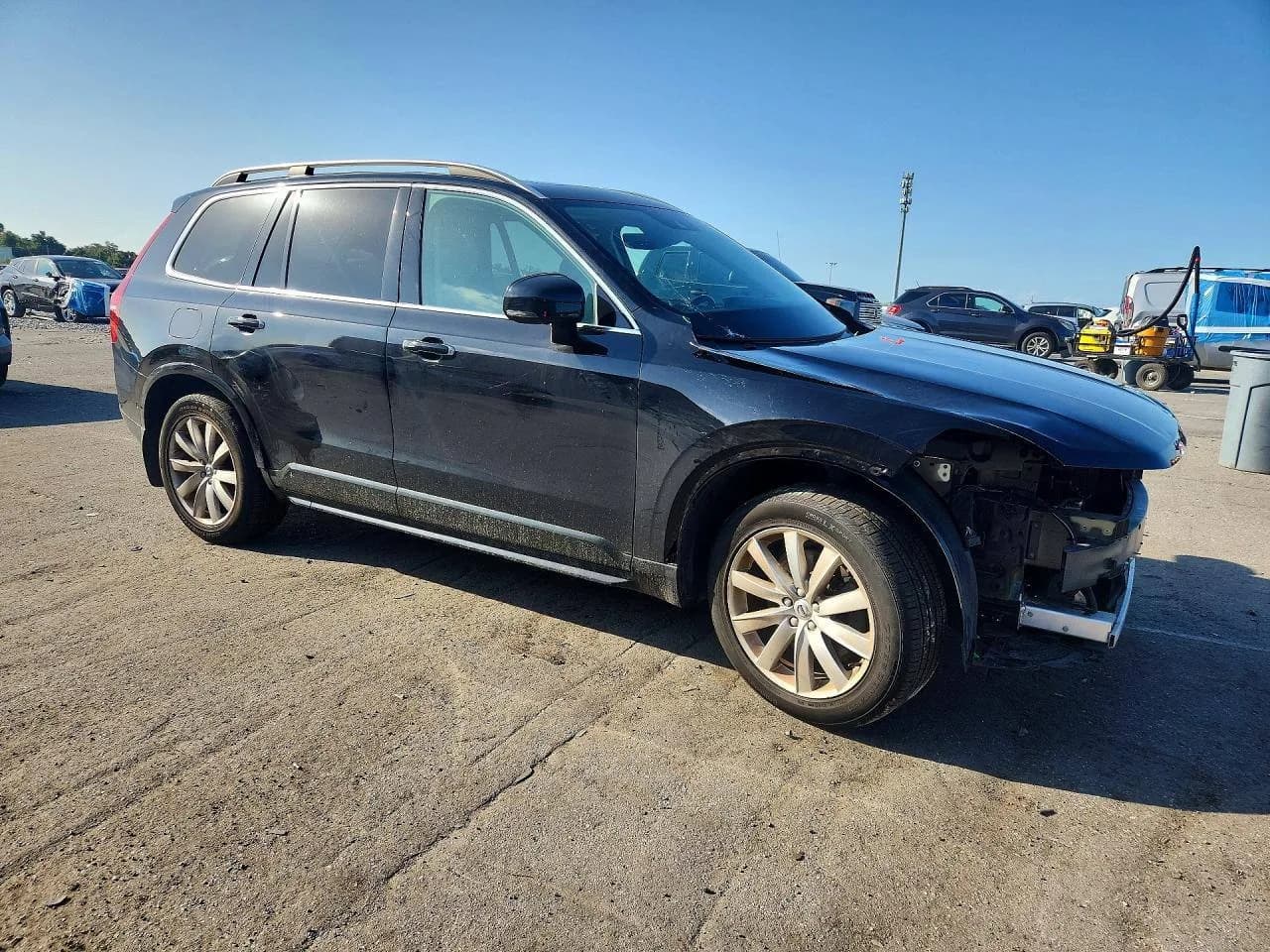 Volvo XC90 — фото 4