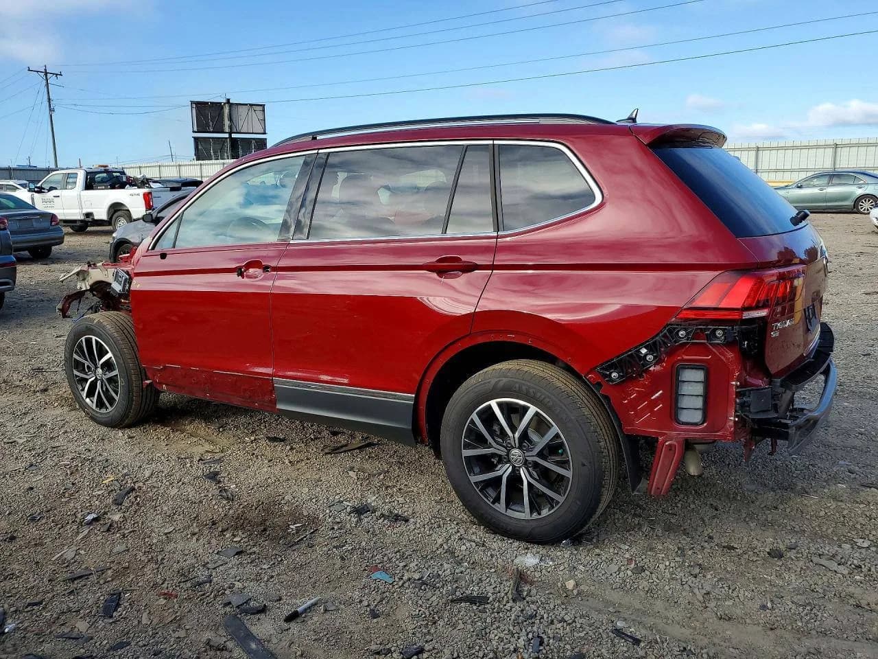 Volkswagen Tiguan — фото 2