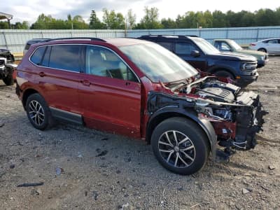 Volkswagen Tiguan — фото 4