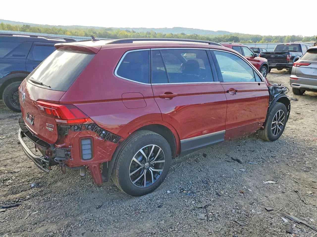 Volkswagen Tiguan — фото 5