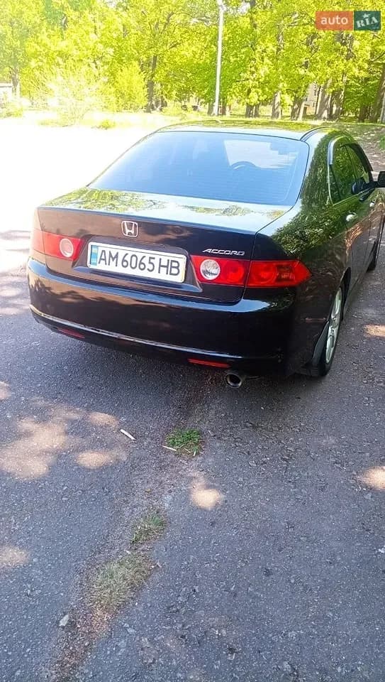 Honda Accord — фото 4