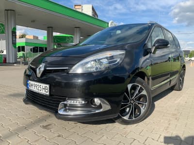 Renault Grand Scenic — фото 1