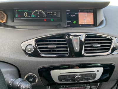 Renault Grand Scenic — фото 7