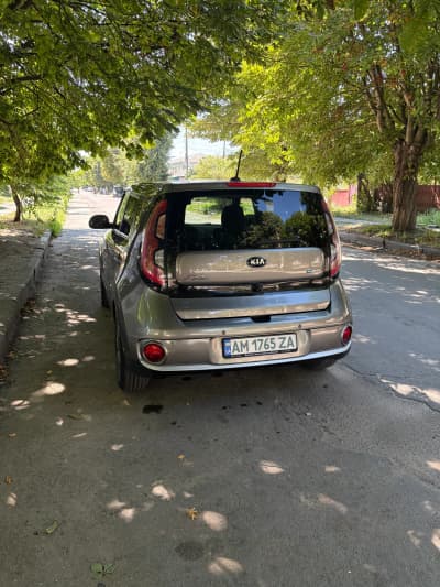 Kia Soul EV — фото 2
