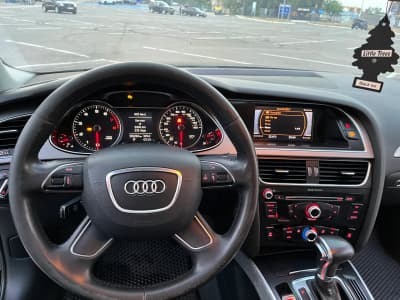 Audi A4 — фото 9