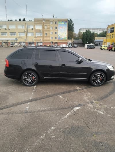 Skoda Octavia — фото 4