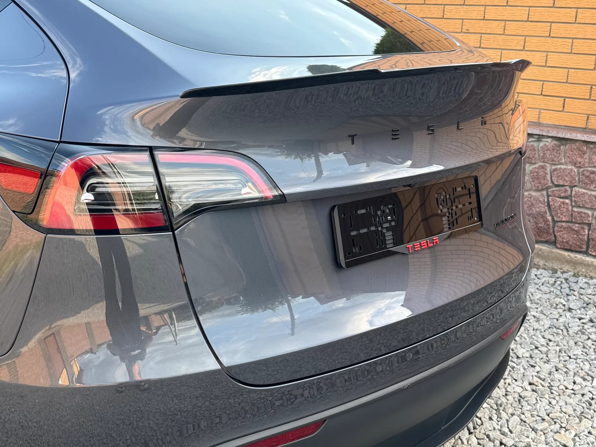 Tesla Model Y — фото 3