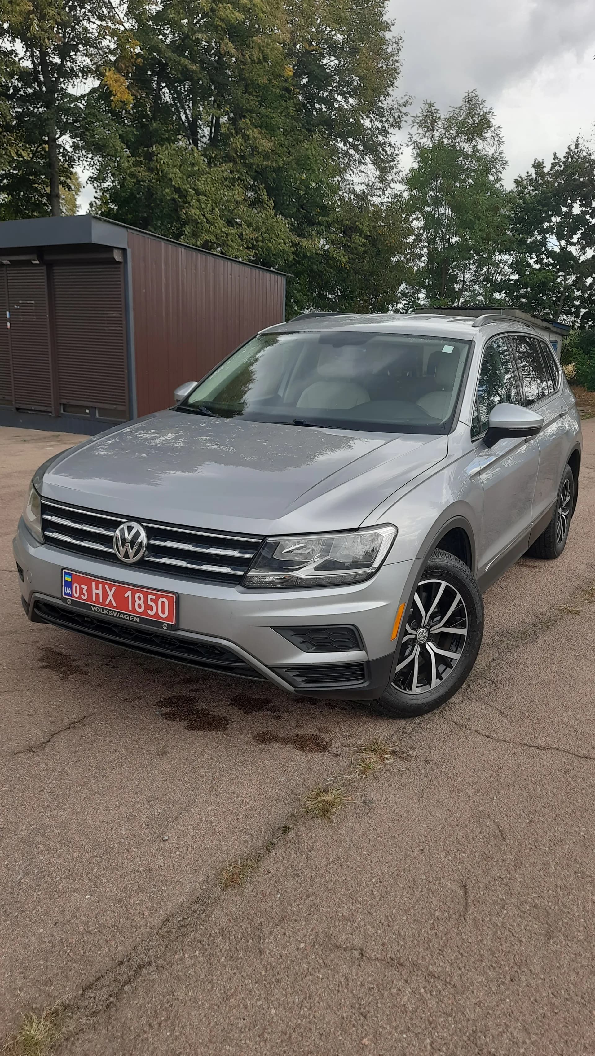 Volkswagen Tiguan — фото 1